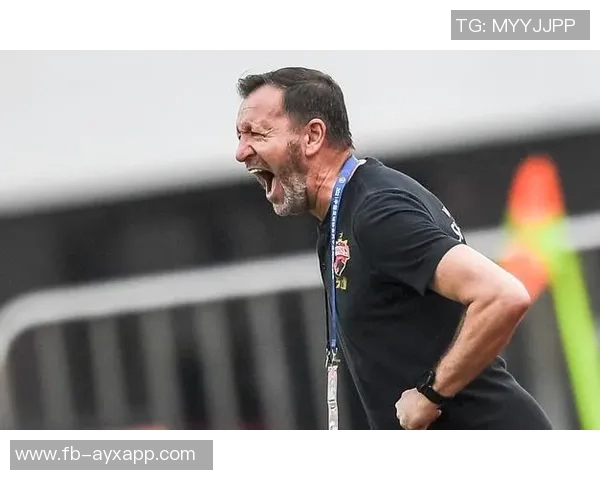 邓利维谈年轻球员受伤问题强调争冠目标不受年龄限制